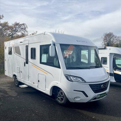 Bavaria Initial I720FC Nomade I 720 FC