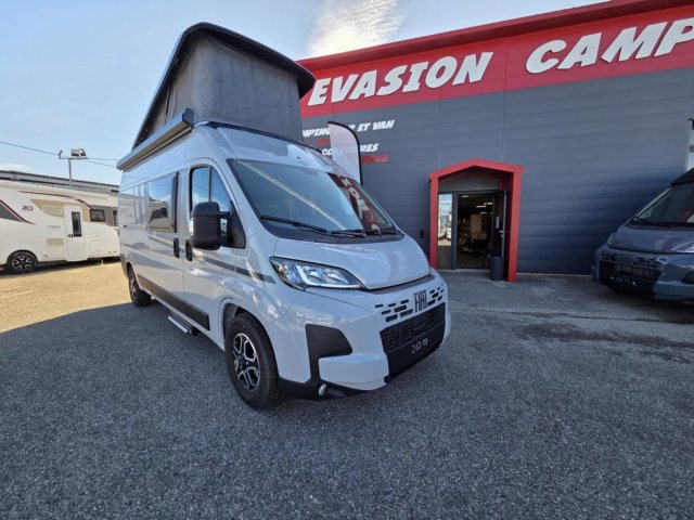Carado CV 602 Pro toit relevable Boite auto