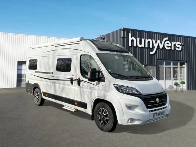 Font Vendome Duo Van SEJOUR