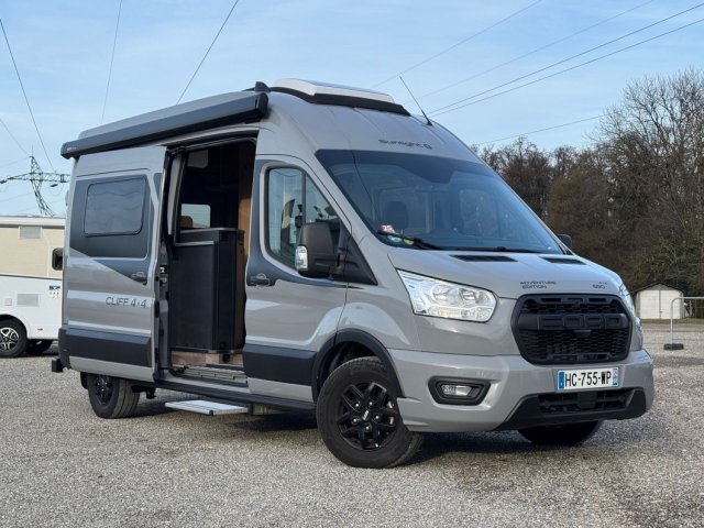 Sunlight Cliff 590 Adventure Edition 4x4