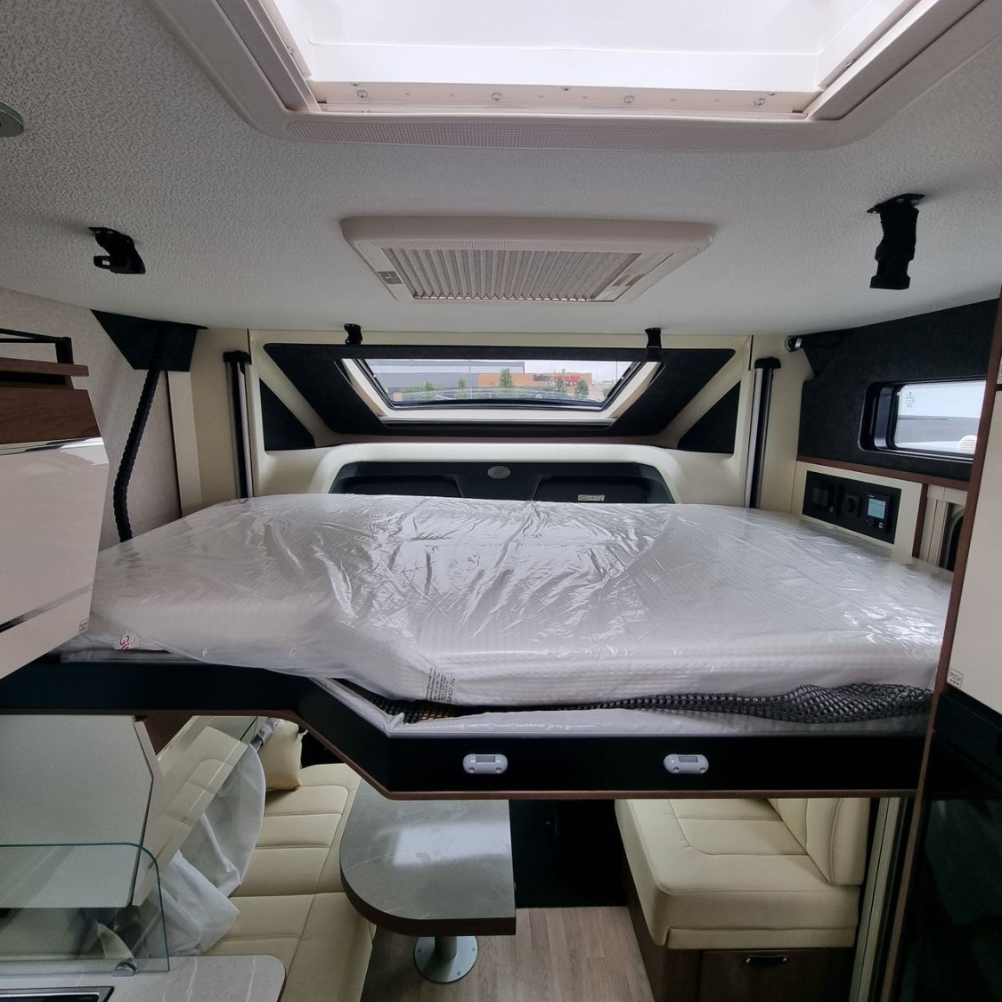 Fleurette Elister 73 LMF - 15