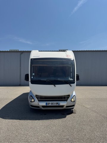 Eura Mobil Terrestra Ti 560