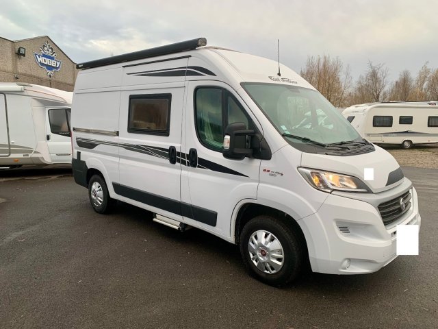 Font Vendome Rando Camp