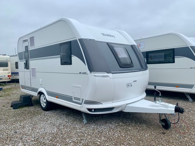 Hobby De Luxe 400 SFE