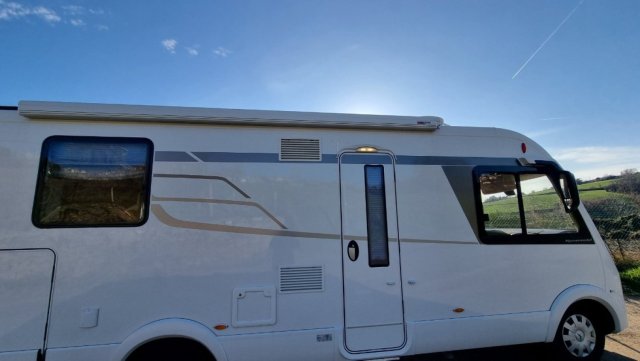 Hymer B 690