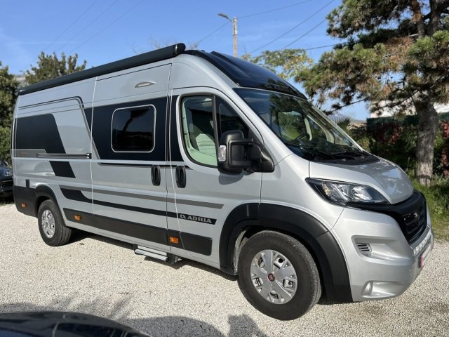 Adria Twin Supreme 640 SPB Family