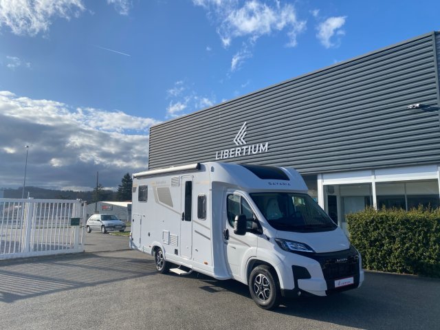 Bavaria T720FGJ Intense