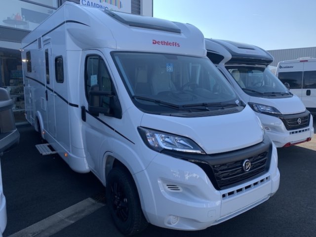 Dethleffs Just T 7052 DBL CAMP T7052