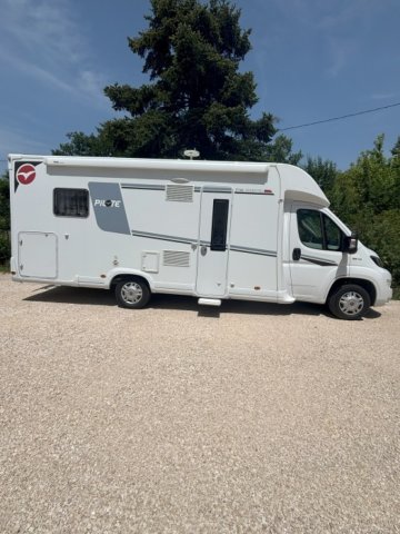 Pilote P 746 C Essentiel