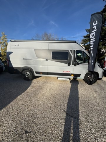 Sunlight Cliff 640 X ADVENTURE