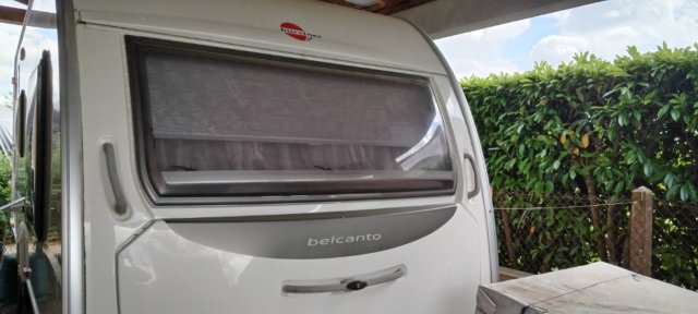 Burstner Belcanto 470 TS Lit centrale