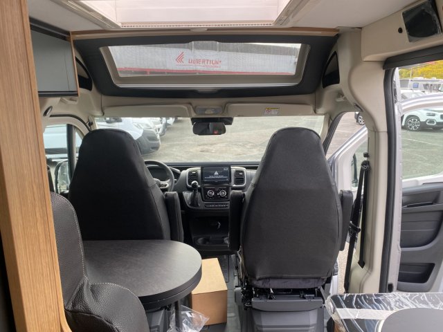 Font Vendome Leader Camp Duo Elegance