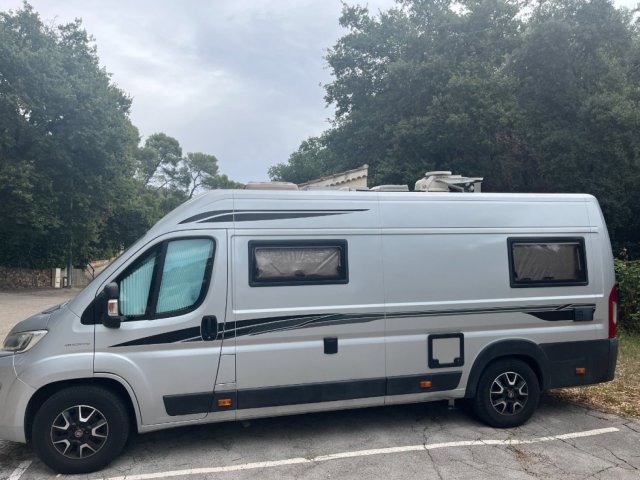 Font Vendome Duo Van