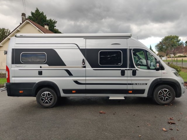 Adria Twin Plus 640 SLB