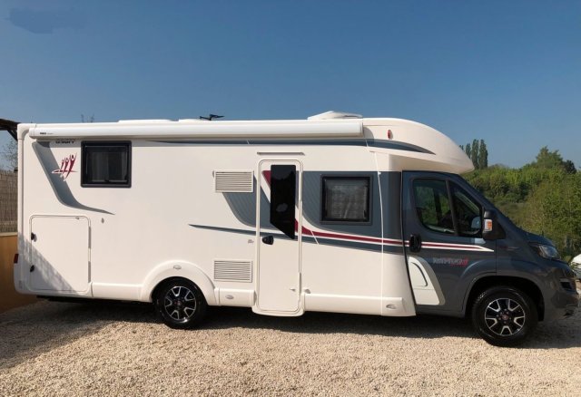 Rapido 696 FF 55e Anniversaire