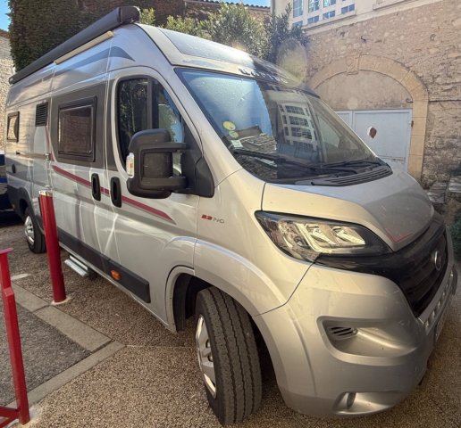 Rapido Van V62