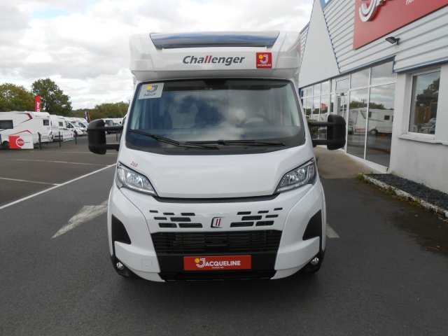 Challenger 260 Ultimate Edition