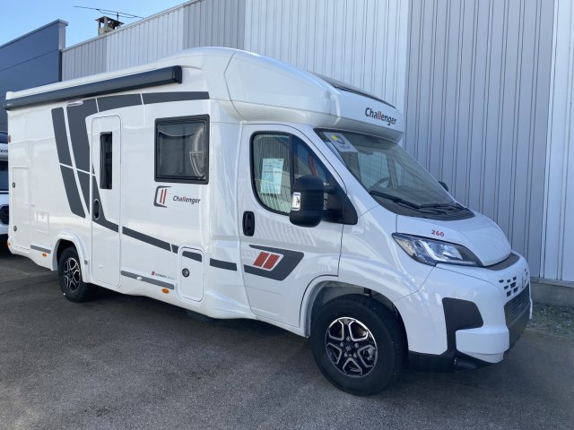 Challenger 260 Ultimate Edition