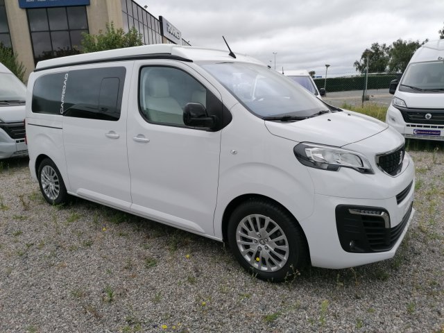 Campereve Cap Road PEUGEOT