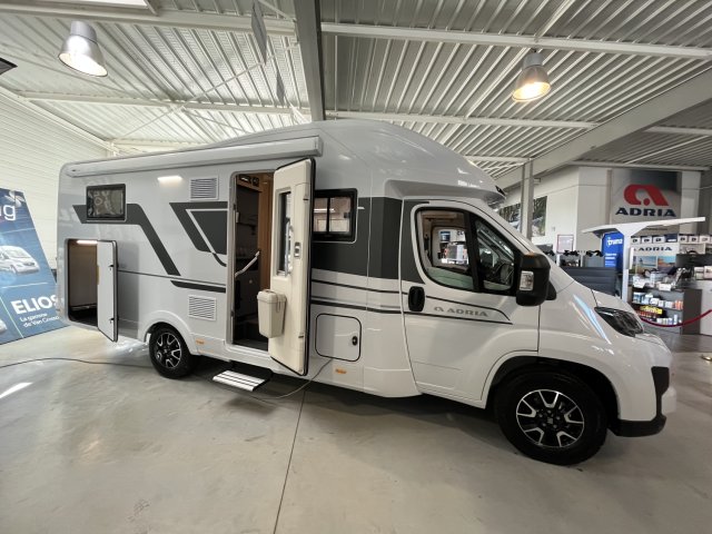 Adria Matrix Plus 670 DL