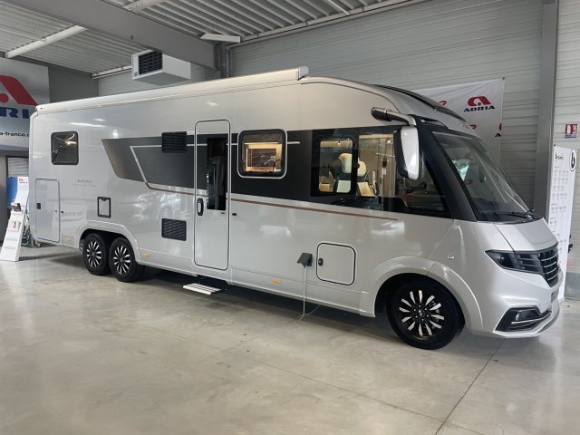Adria Supersonic 890 LL lc