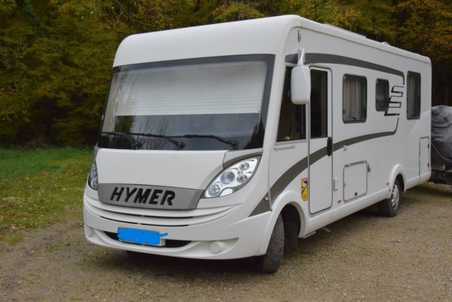 Hymer B 698