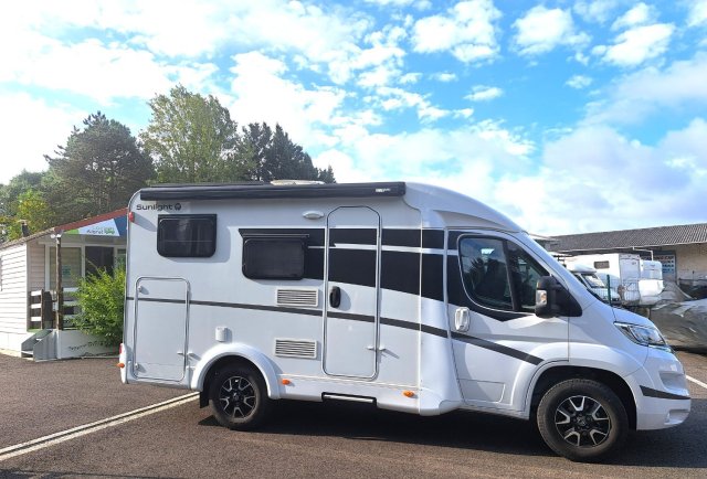 Sunlight V 60 Adventure Edition