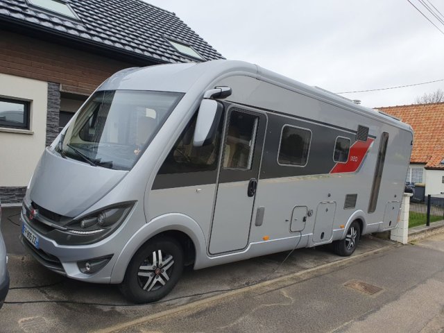 Burstner Ixeo IT 740