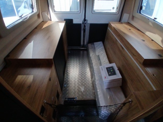 Font Vendome Duo Van DUOVAN LIT GARAGE