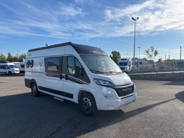 Malibu Charming GT Skyview 640 LE