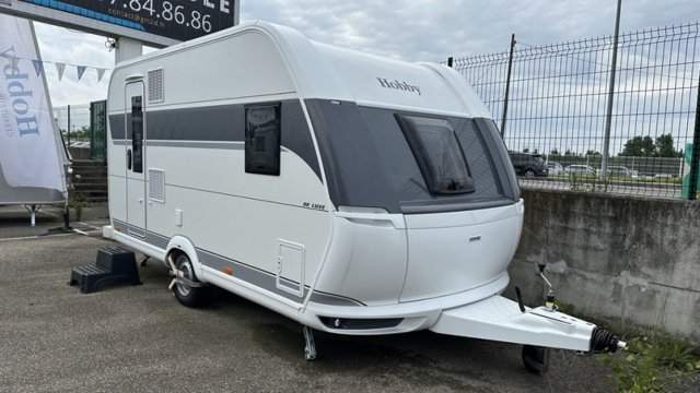 Hobby De Luxe 400 SFE