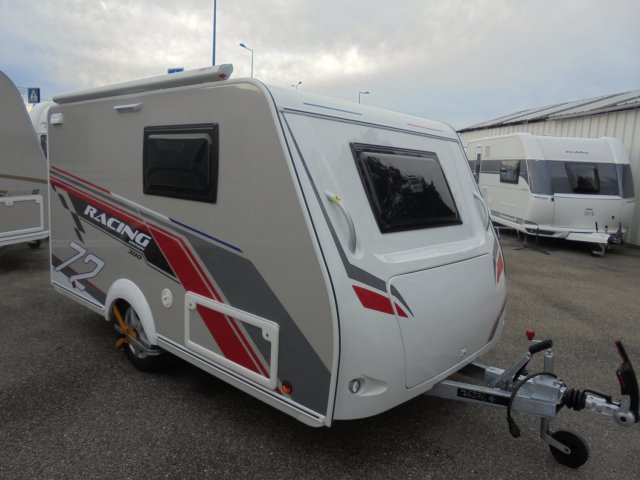 achat caravane / mobil home Mini Freestyle Racing Edition 300 EURO SERVICE