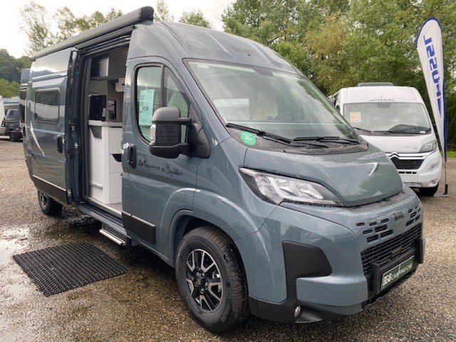 Mc Louis Menfys Van 3 Prestige SIGNATURE