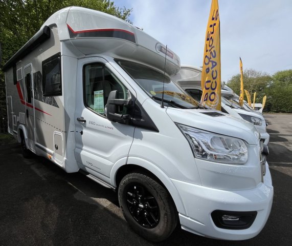 Challenger 260 Graphite Ultimate - MAXI SALON