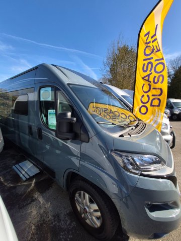 Font Vendome Leader Van Duo