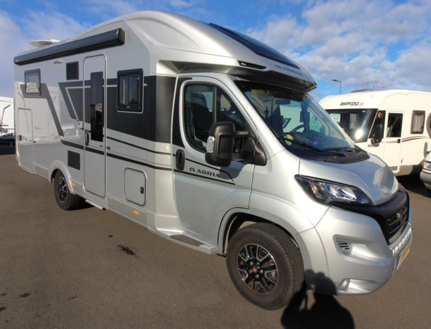 Adria Coral Supreme 670 DL