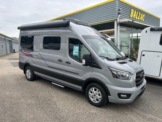 LMC Innovan 590 New Edition bva gris 2023