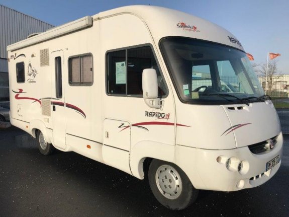 Rapido 985 F
