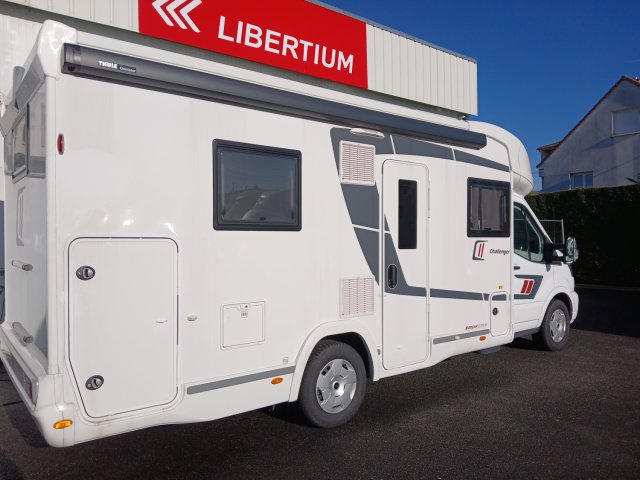 Challenger 380 Break Edition