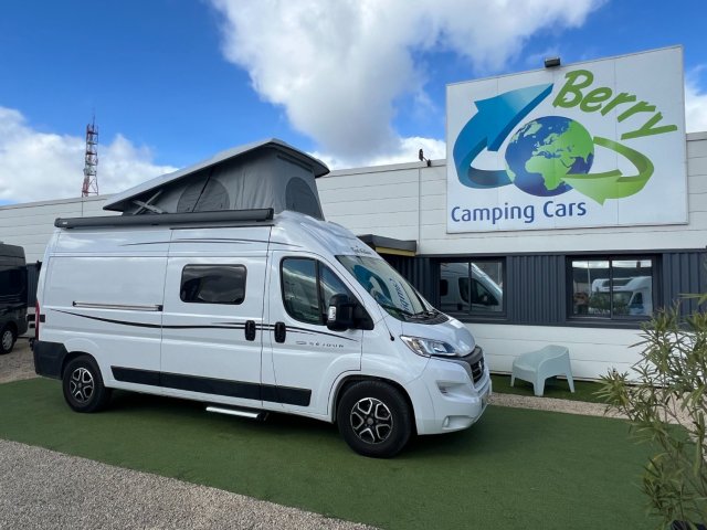 Font Vendome Leader Camp