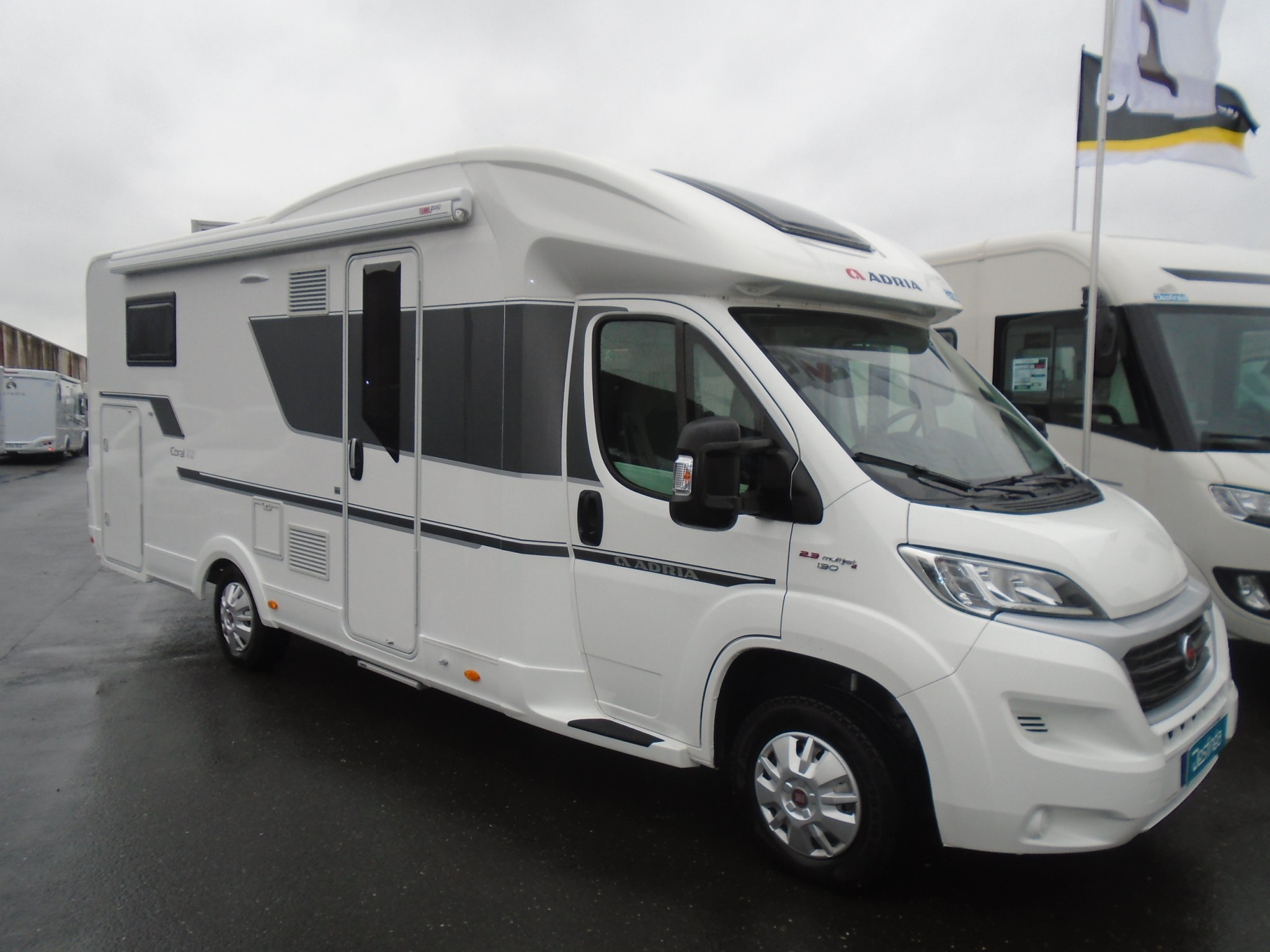 Adria Coral Plus 670 Sc Occasion Porteur Fiat 2 3l 130 Cv Camping