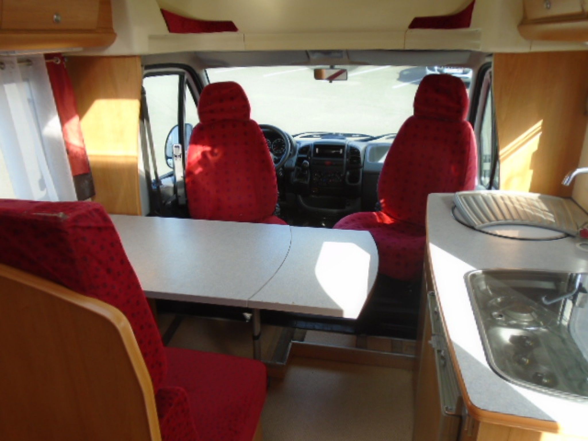 Bavaria T 59 FD occasion porteur Citroen 2 8 HDI 127 CV