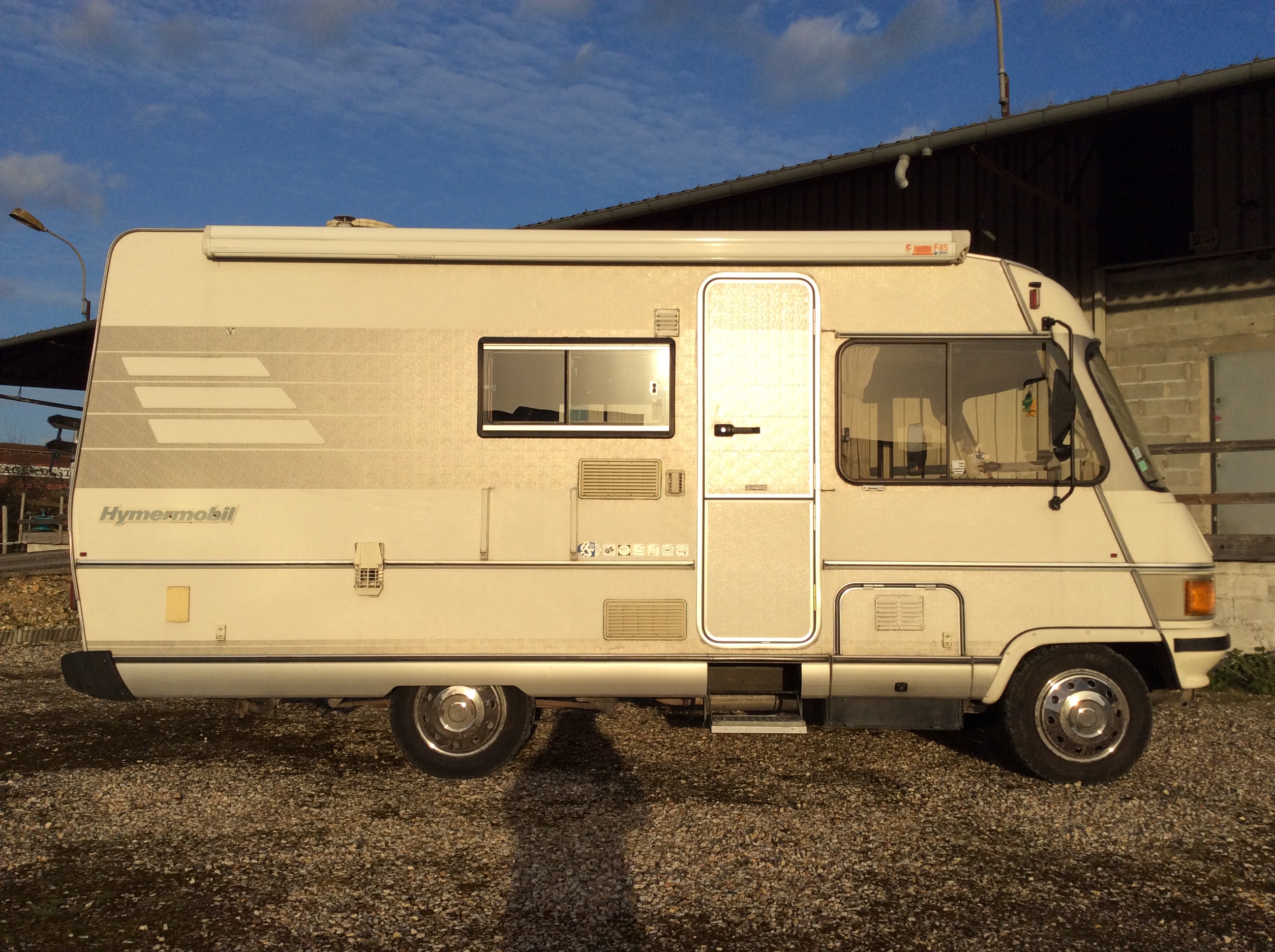 hymer-hymermobil-564-occasion-porteur-citroen-c25-2-5-td-camping-car