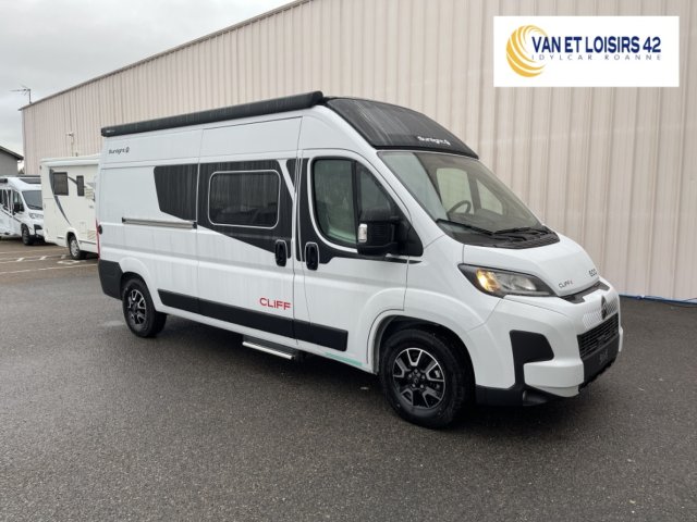 Sunlight Cliff 600 X