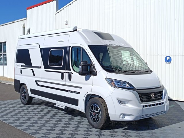 Adria Twin Plus 600 SPB