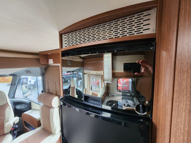 Burstner Aviano I 727 i727