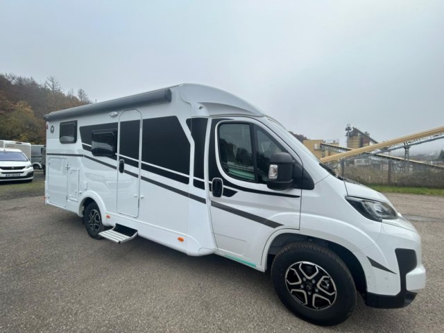 Sunlight V 67S CAMPING CAR 67 S