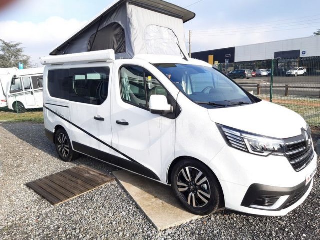 Adria Active Pro Van