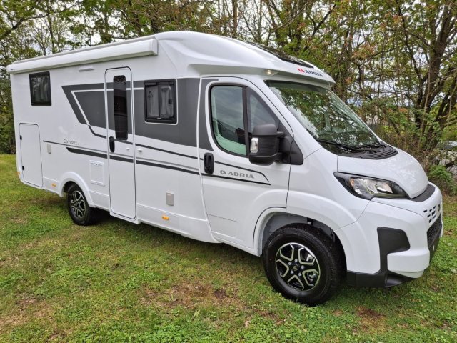 Adria Compact DL Plus profilé