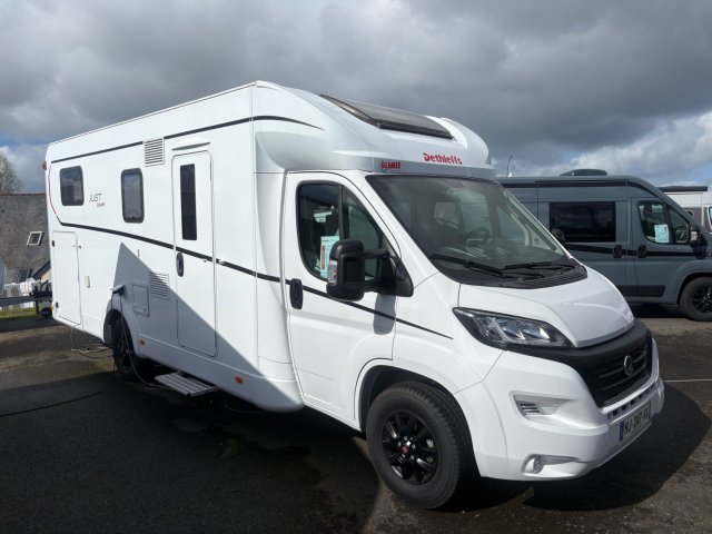 Dethleffs Just T 7052 EB camp